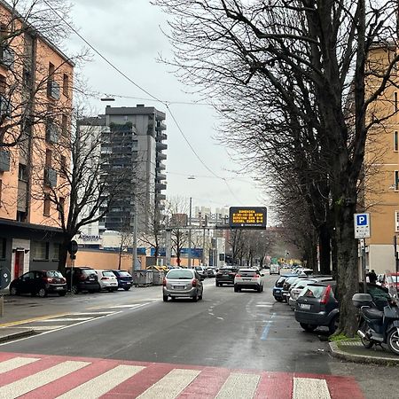 Apartamento Casa Meli, Ampio Bilocale Nuovo Bolonia Exterior foto